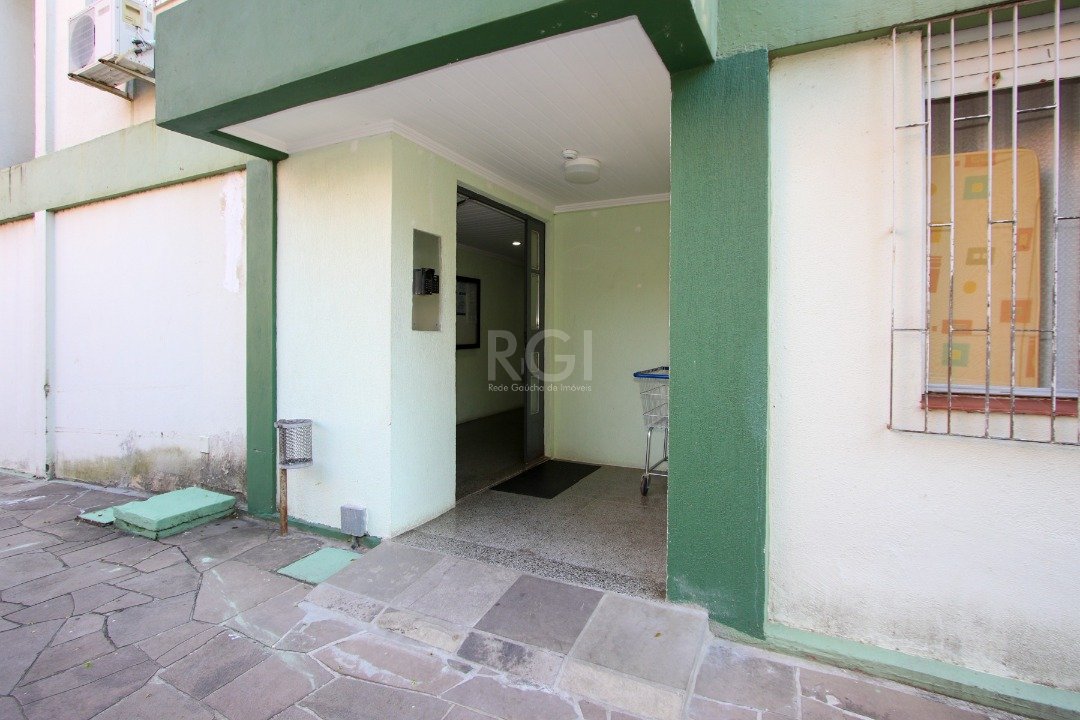 Apartamento à venda com 2 quartos, 59m² - Foto 2