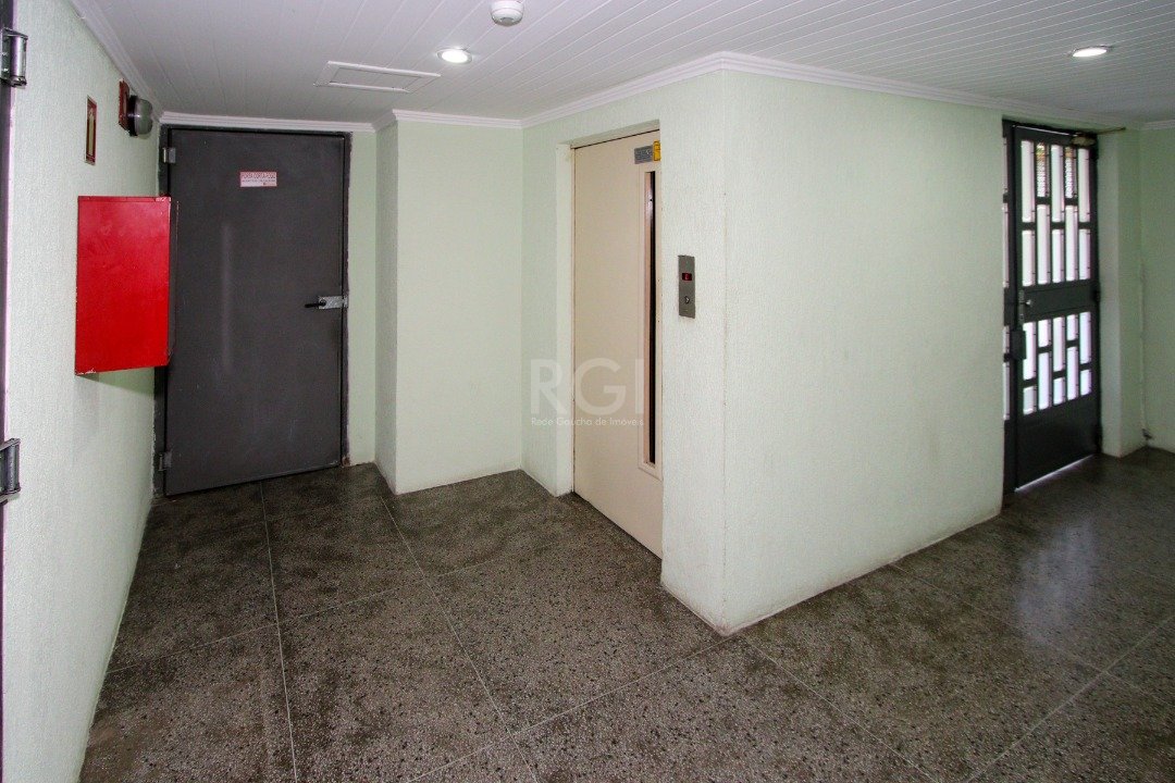 Apartamento à venda com 2 quartos, 59m² - Foto 4