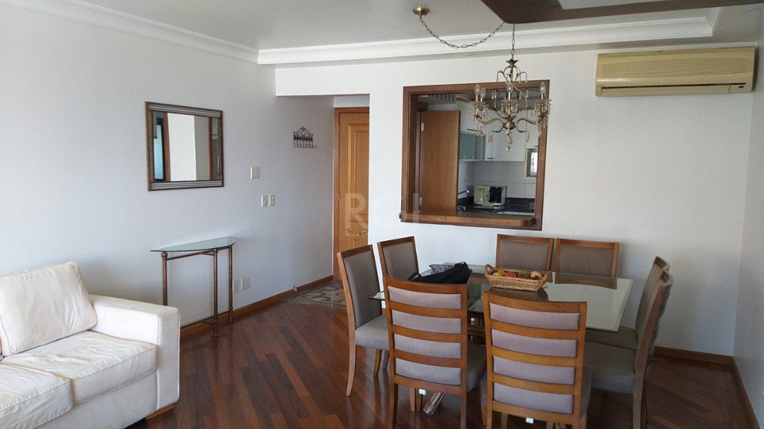 Apartamento à venda com 2 quartos, 95m² - Foto 1