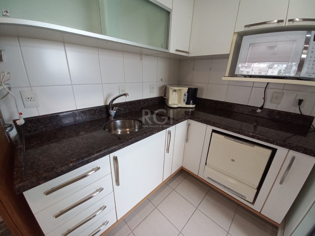 Apartamento à venda com 2 quartos, 95m² - Foto 14