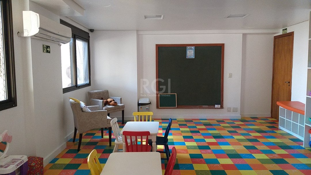 Apartamento à venda com 2 quartos, 95m² - Foto 22