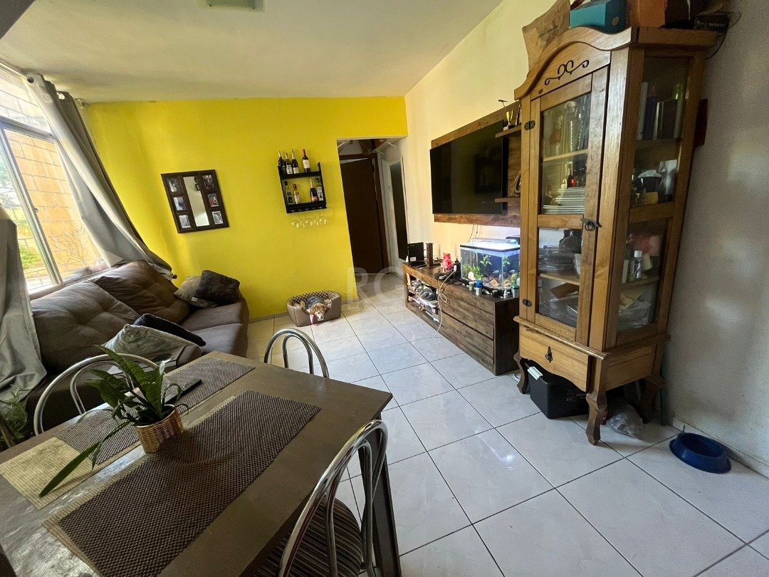 Apartamento com 41m², 1 dormitório, 1 vaga no bairro Tristeza em Porto Alegre para Comprar