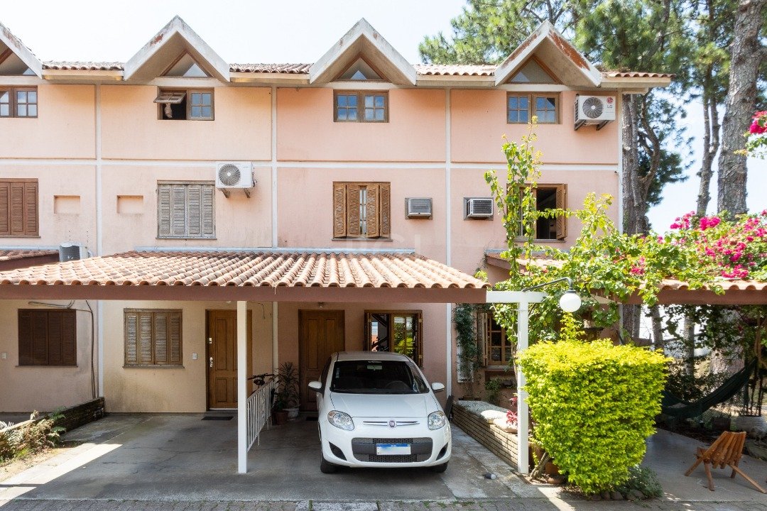 Casa Condominio com 93m², 3 dormitórios, 2 vagas no bairro Vila Conceição em Porto Alegre para Comprar