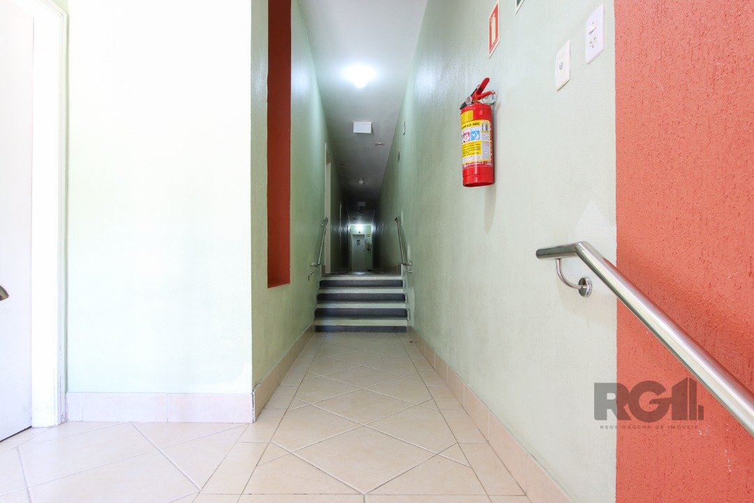 Apartamento à venda com 1 quarto, 41m² - Foto 19