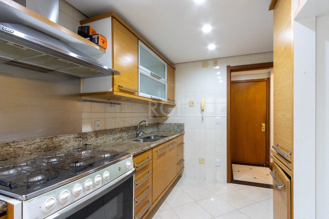 Apartamento para alugar com 3 quartos, 111m² - Foto 7