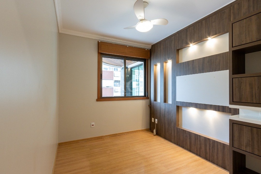 Apartamento para alugar com 3 quartos, 111m² - Foto 16