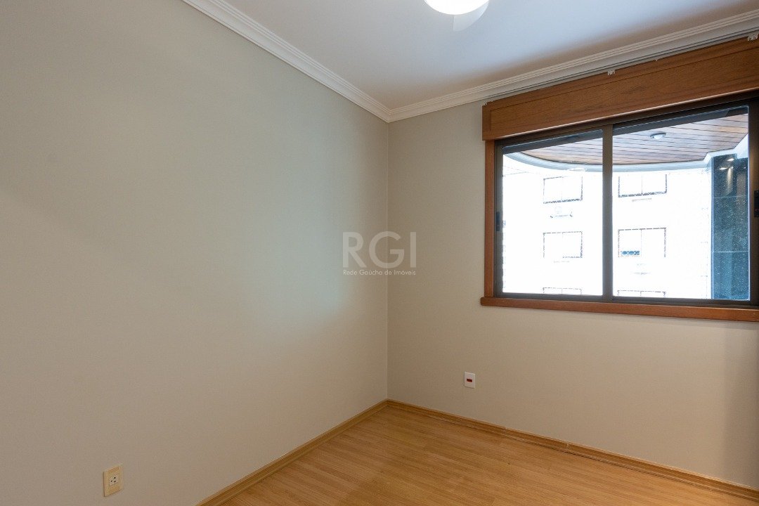 Apartamento para alugar com 3 quartos, 111m² - Foto 17