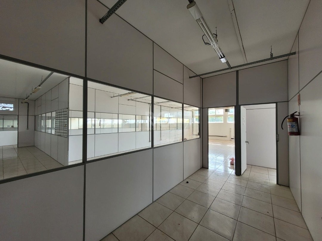 Prédio Inteiro para alugar, 3701m² - Foto 13