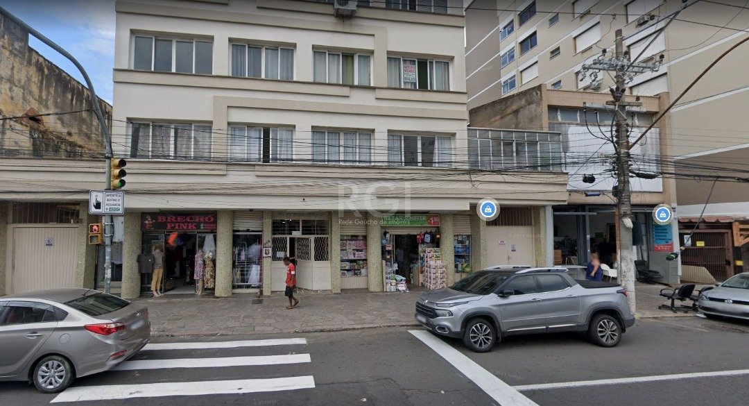 Apartamento JK com 25m², 1 dormitório no bairro Farroupilha em Porto Alegre para Comprar