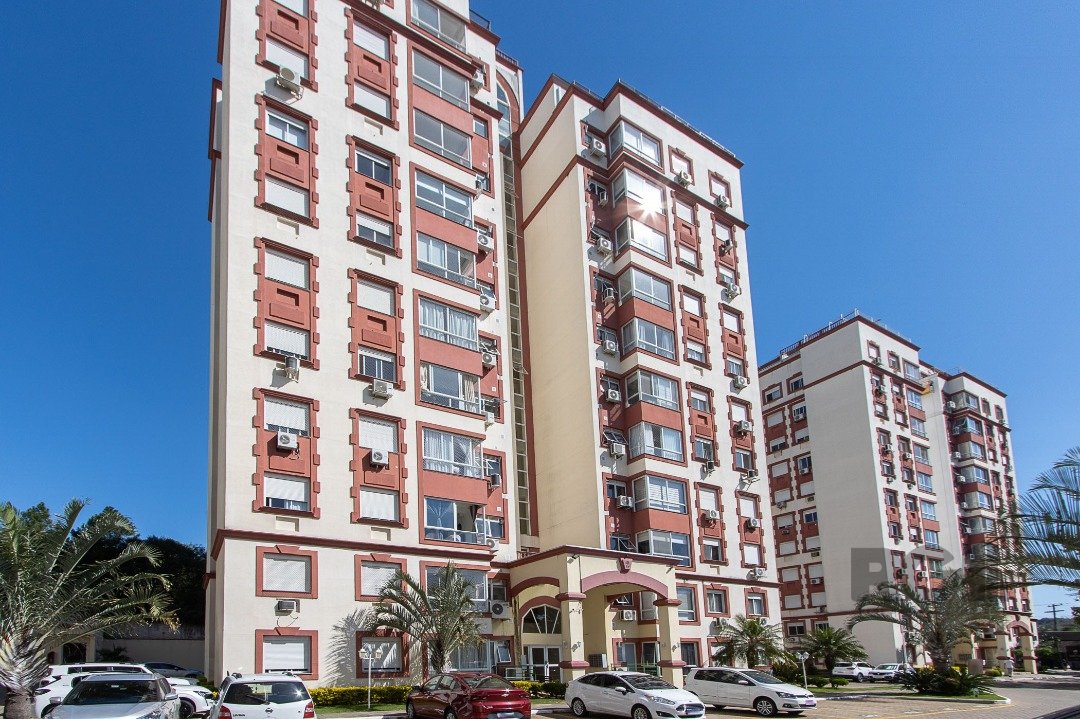 Cobertura com 134m², 3 dormitórios, 1 suíte, 2 vagas no bairro Cavalhada em Porto Alegre para Comprar