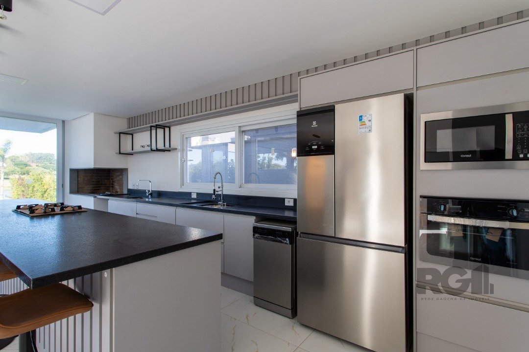 Casa Condominio 4 dormitórios