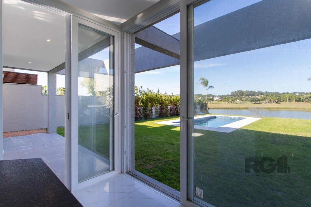 Casa Condominio 4 dormitórios