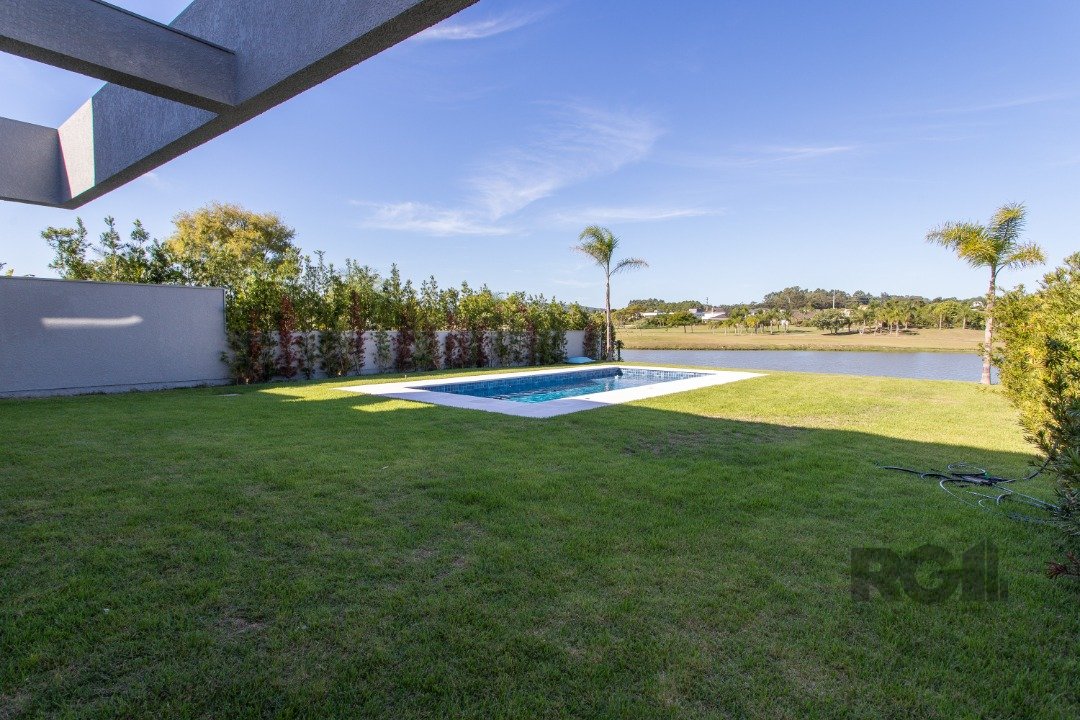 Casa Condominio 4 dormitórios
