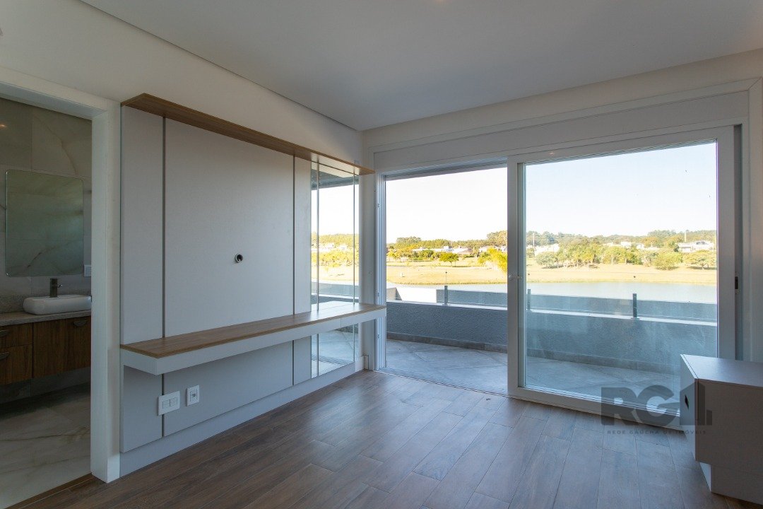 Casa Condominio 4 dormitórios