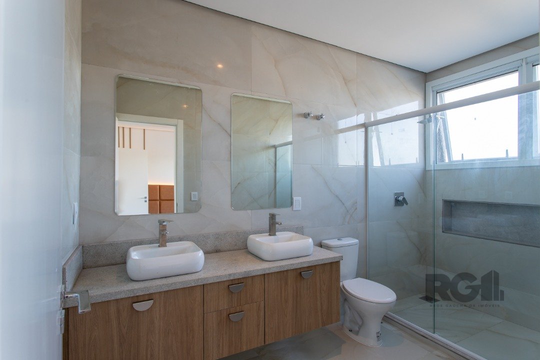 Casa Condominio 4 dormitórios