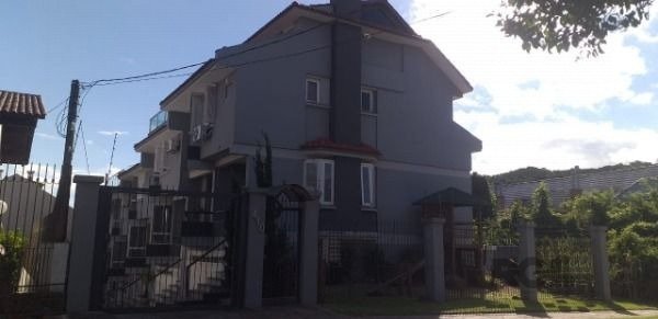 Casa Condominio com 223m², 3 dormitórios, 1 suíte, 2 vagas no bairro Jardim Isabel em Porto Alegre para Comprar