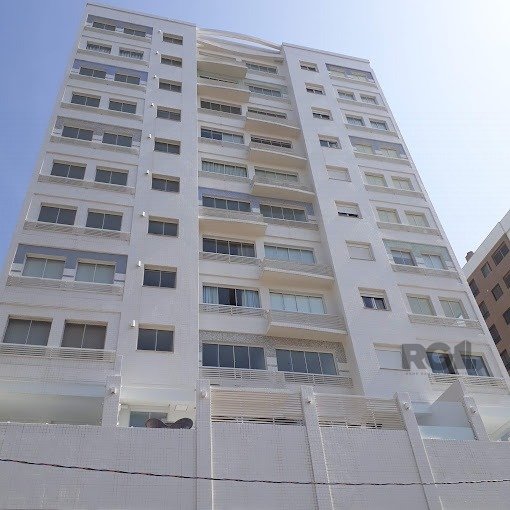Apartamento com 123m², 3 dormitórios, 1 suíte, 2 vagas no bairro Centro em Capão da Canoa para Comprar