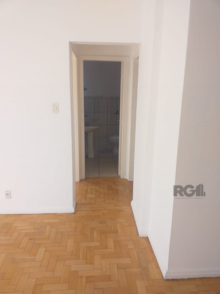 Apartamento para alugar com 2 quartos, 90m² - Foto 4