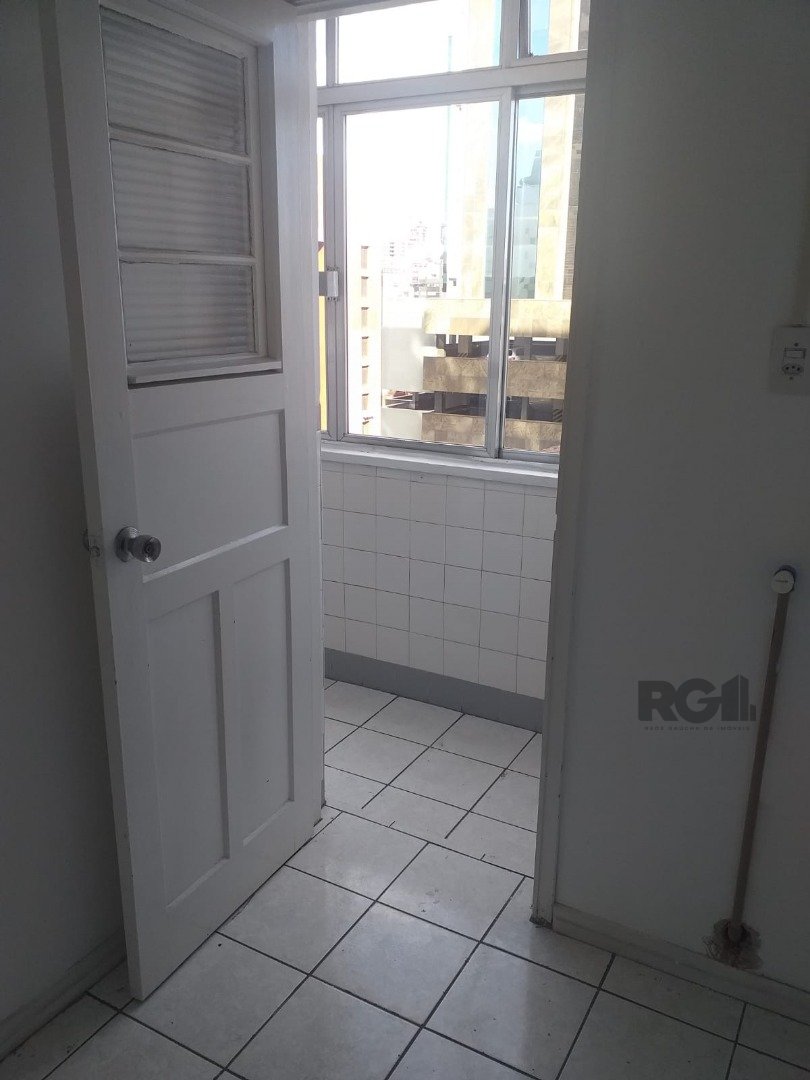 Apartamento para alugar com 2 quartos, 79m² - Foto 11