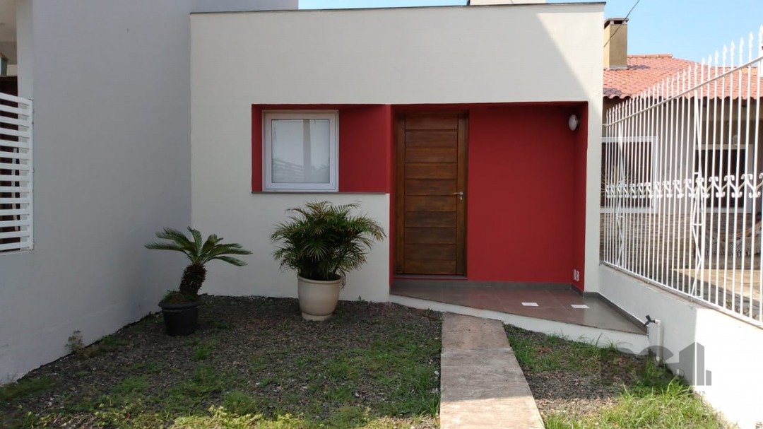 Casa com 51m², 1 dormitório, 1 vaga no bairro Aberta dos Morros em Porto Alegre para Comprar