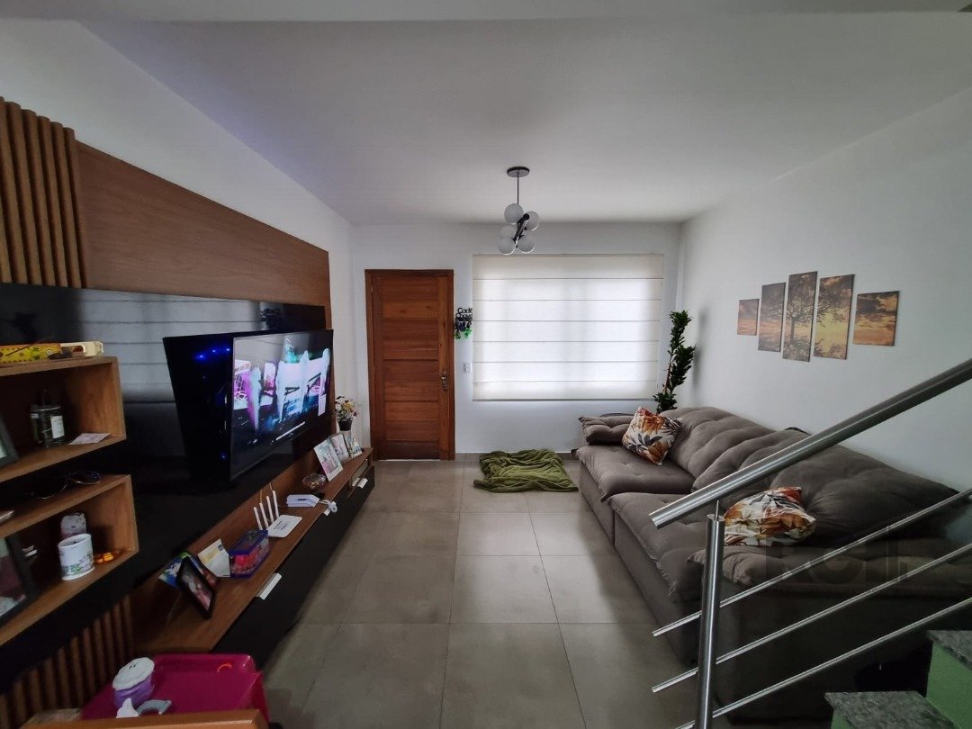Casa Condominio com 58m², 2 dormitórios, 1 vaga no bairro Vila Nova em Porto Alegre para Comprar