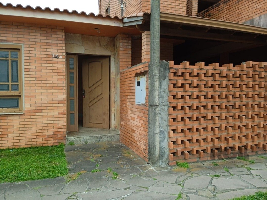 Casa Condominio com 180m², 3 dormitórios, 1 suíte, 1 vaga no bairro Hípica em Porto Alegre para Comprar