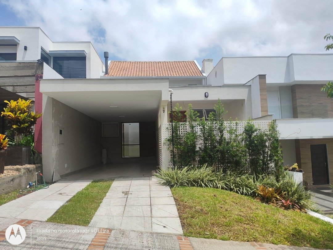 Casa Condominio com 185m², 3 dormitórios, 1 suíte, 2 vagas no bairro Vila Nova em Porto Alegre para Comprar