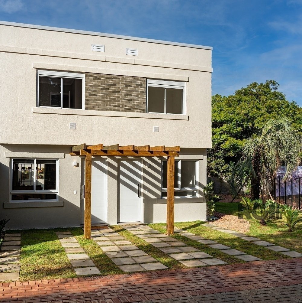 Casa Condominio com 58m², 2 dormitórios, 1 vaga no bairro Vila Nova em Porto Alegre para Comprar