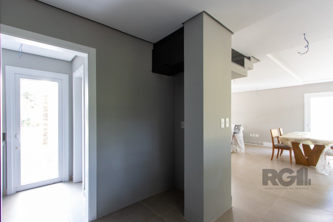 Casa de Condomínio para alugar com 3 quartos, 301m² - Foto 16