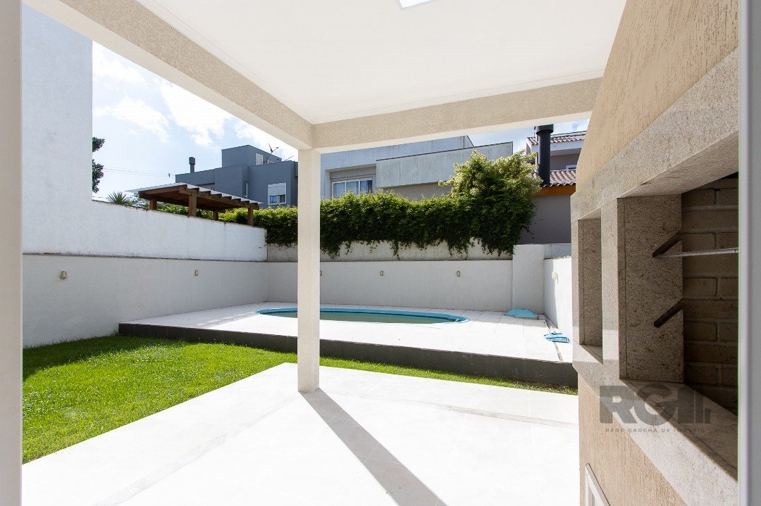 Casa de Condomínio para alugar com 3 quartos, 251m² - Foto 14