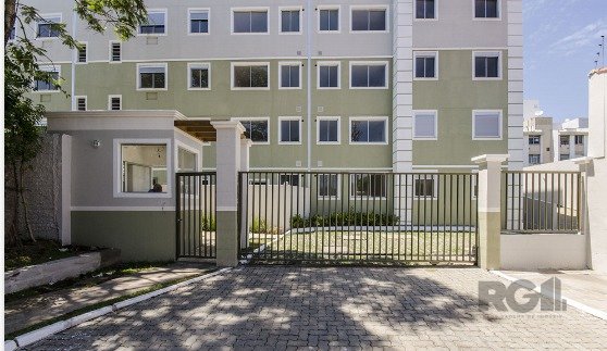Apartamento com 52m², 2 dormitórios, 1 suíte, 1 vaga no bairro Nonoai em Porto Alegre para Comprar