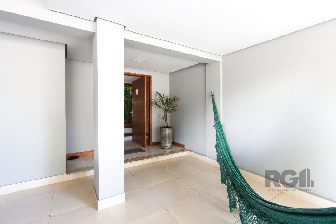 Casa para alugar com 3 quartos, 218m² - Foto 4