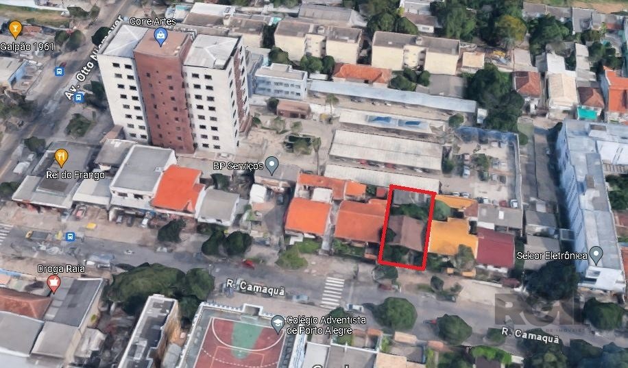 Terreno com 242m² no bairro Camaquã em Porto Alegre para Comprar