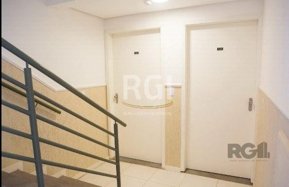 Apartamento com 63m², 3 dormitórios, 1 vaga no bairro Aberta Dos Morros em Porto Alegre para Comprar