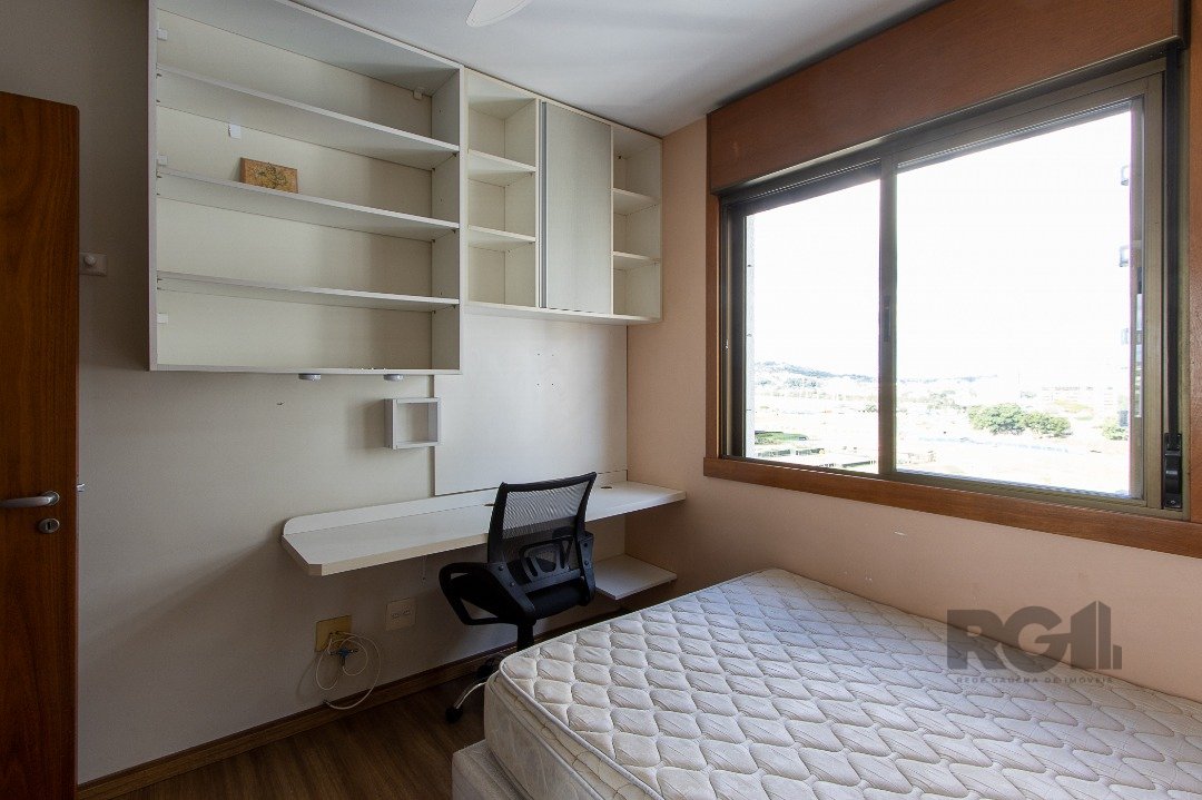 Apartamento para alugar com 3 quartos, 99m² - Foto 29