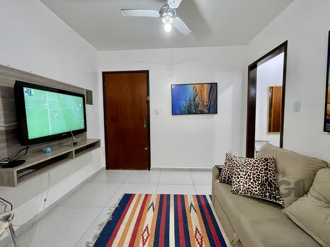 Apartamento com 40m², 1 dormitório no bairro Centro em Capão da Canoa para Comprar