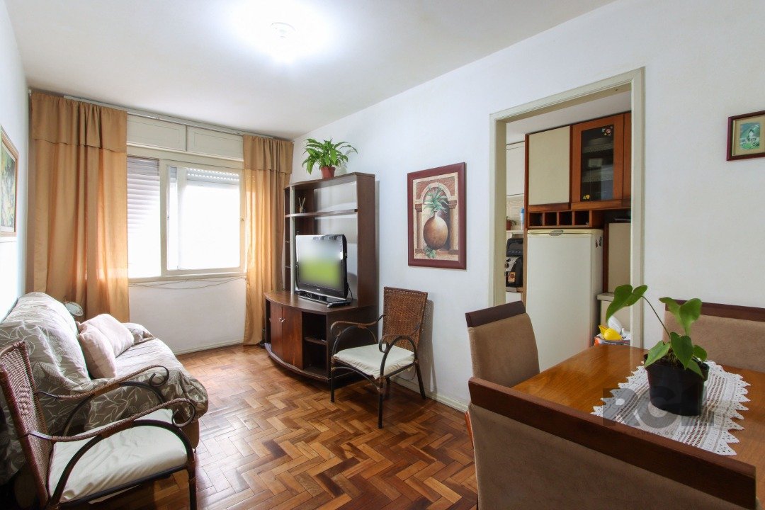 Apartamento à venda com 1 quarto, 42m² - Foto 1