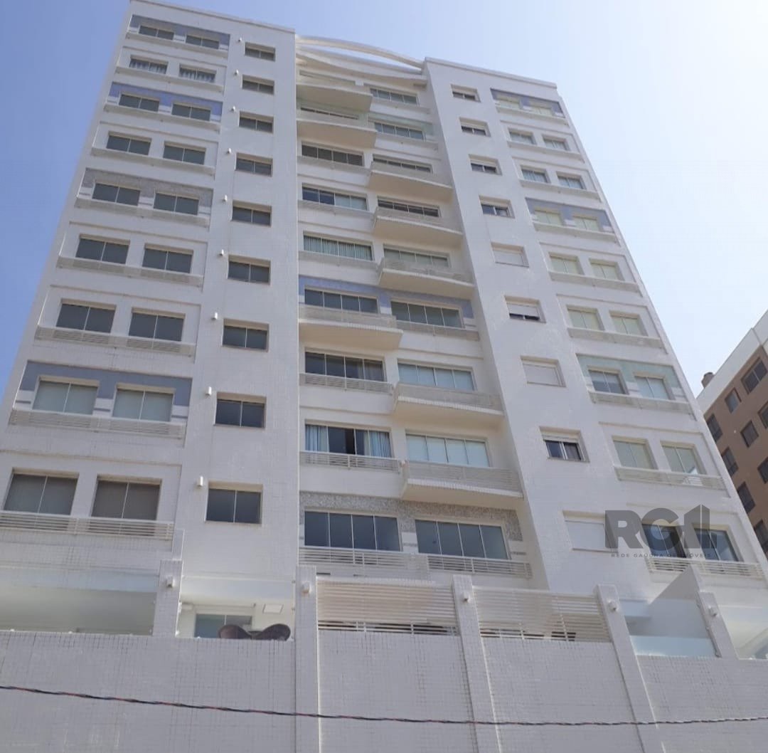 Apartamento com 129m², 3 dormitórios, 3 suítes, 1 vaga no bairro Centro em Capão da Canoa para Comprar
