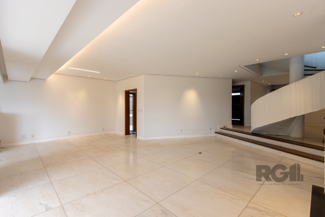 Casa à venda com 4 quartos, 359m² - Foto 10