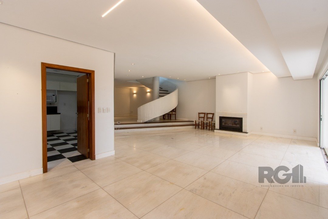 Casa à venda com 4 quartos, 359m² - Foto 11