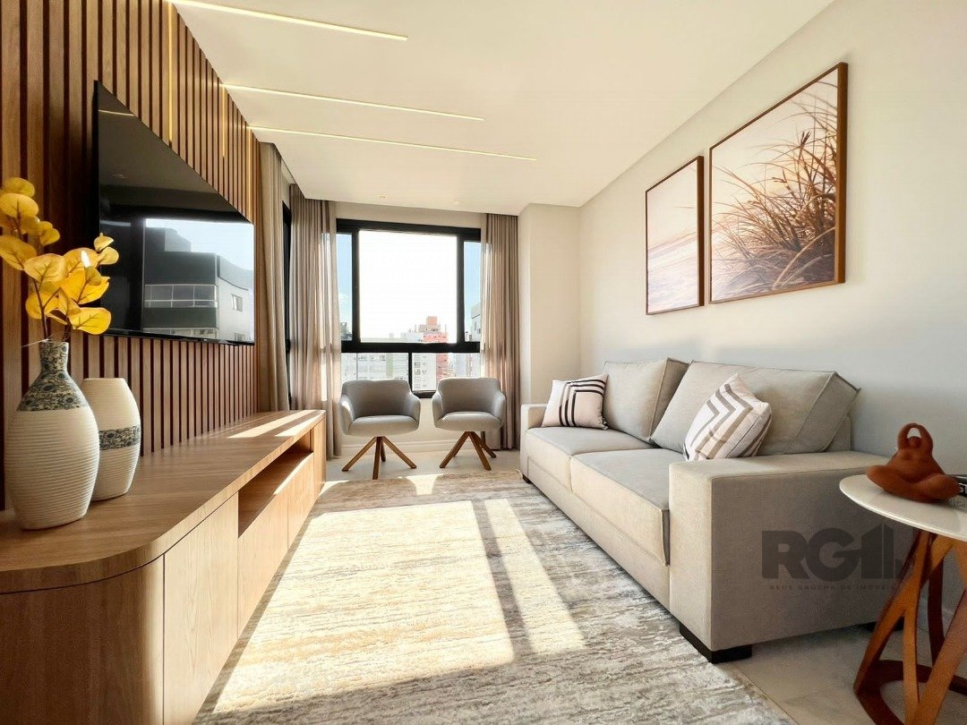 Apartamento com 97m², 2 dormitórios, 1 suíte no bairro Navegantes em Capão Da Canoa para Comprar