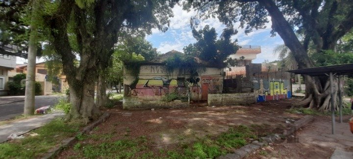 Terreno com 968m² no bairro Ipanema em Porto Alegre para Comprar
