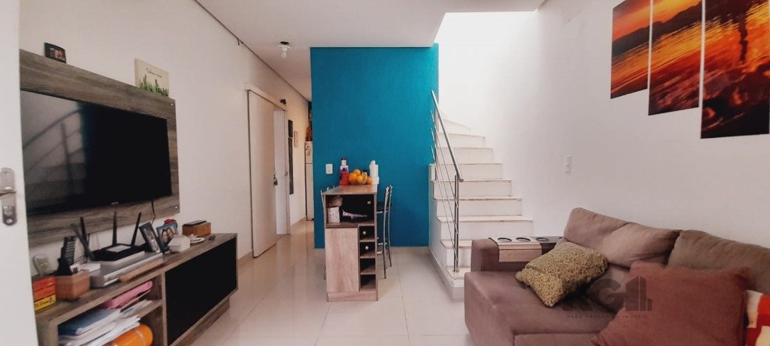 Casa Condominio com 84m², 2 dormitórios, 1 suíte, 1 vaga no bairro Tristeza em Porto Alegre para Comprar