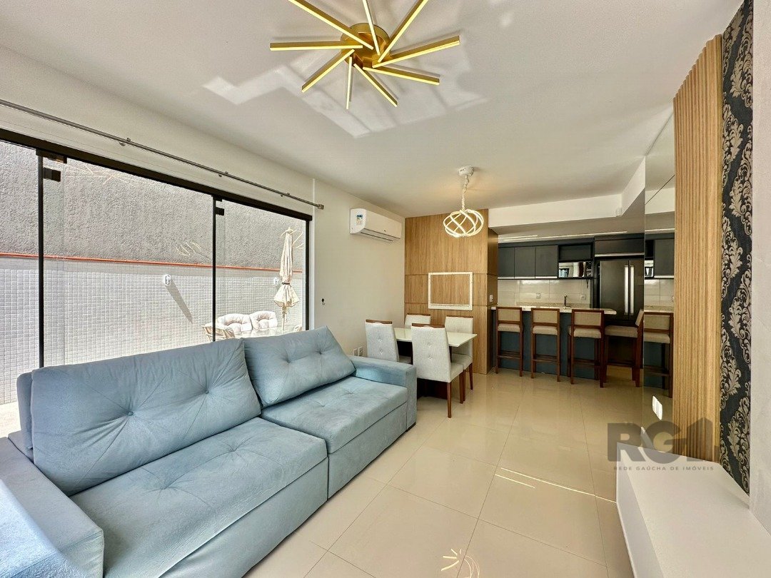 Apartamento com 137m², 3 dormitórios, 1 suíte no bairro Navegantes em Capão Da Canoa para Comprar