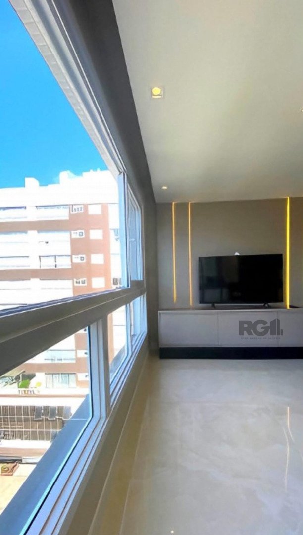 Apartamento com 110m², 3 dormitórios, 1 suíte, 1 vaga no bairro Navegantes em Capão Da Canoa para Comprar