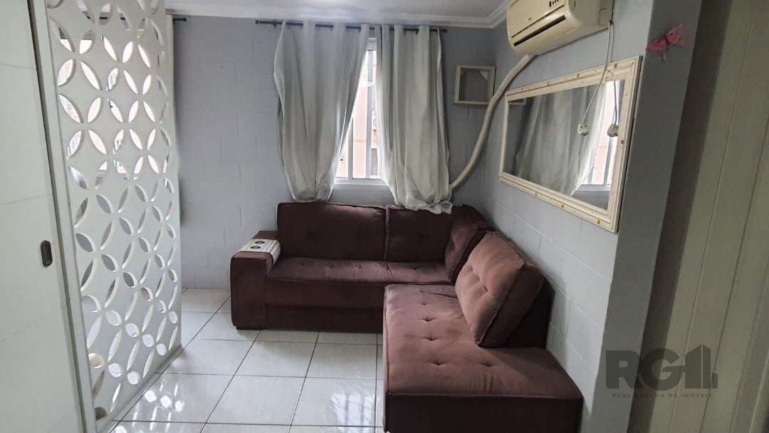 Apartamento com 36m², 2 dormitórios, 2 vagas no bairro Vila Nova em Porto Alegre para Comprar