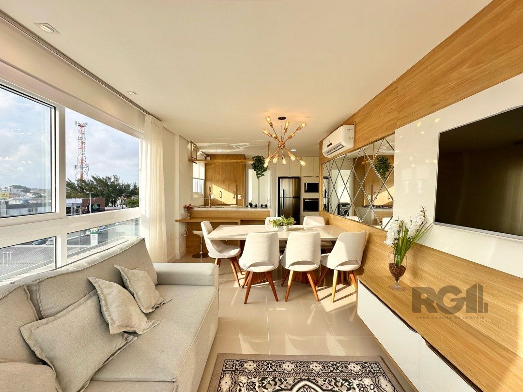 Apartamento com 122m², 3 dormitórios, 3 suítes, 1 vaga no bairro Navegantes em Capão da Canoa para Comprar