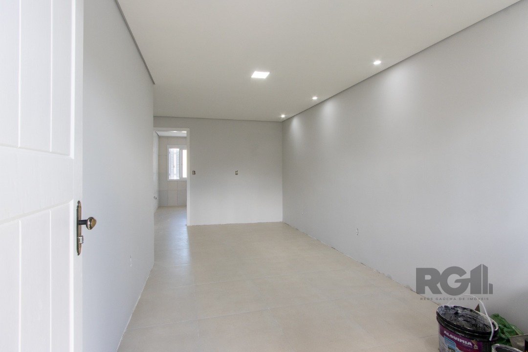 Casa à venda com 2 quartos, 59m² - Foto 3