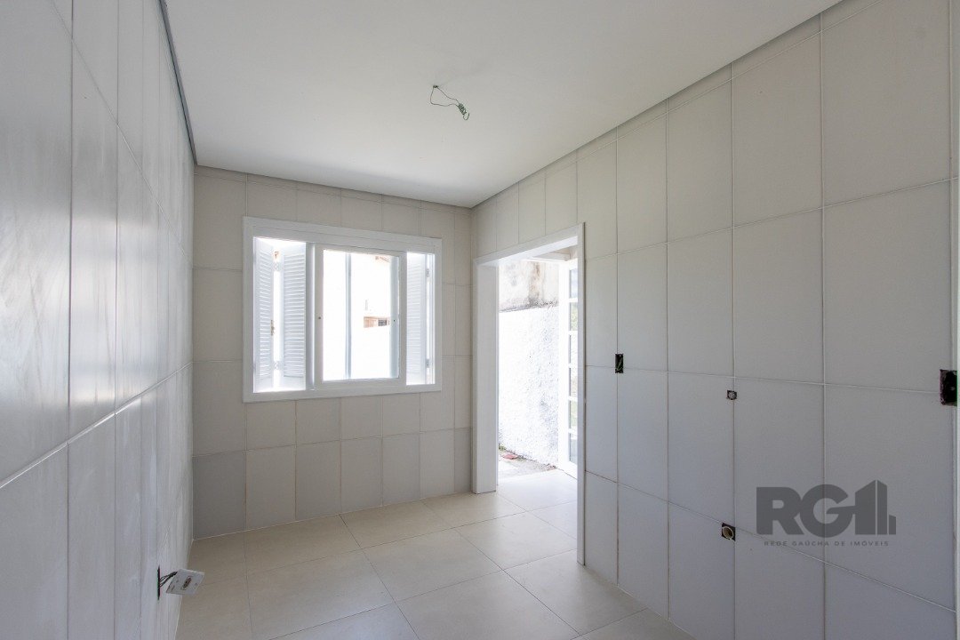 Casa à venda com 2 quartos, 59m² - Foto 13