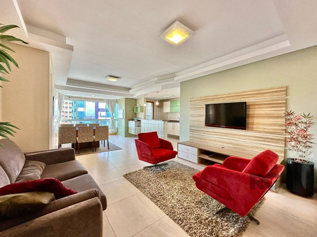 Apartamento com 115m², 2 dormitórios, 1 suíte, 1 vaga no bairro Zona Nova em Capão da Canoa para Comprar